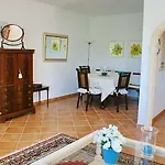 Villa Planta Baja De Un Chalet Con Entrada Independiente Casa Compartida Jávea
