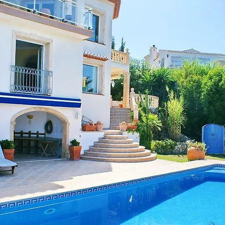 Villa Planta Baja De Un Chalet Con Entrada Independiente Casa Compartida Jávea
